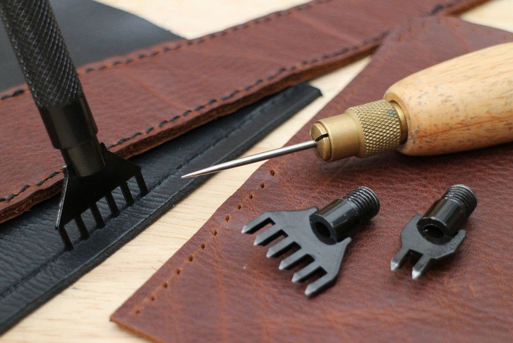 the-tools-you-need-to-start-leather-working